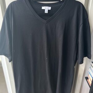 Reiss Classic Black V-Neck Tee